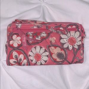 vera bradley wristlet in blush pink